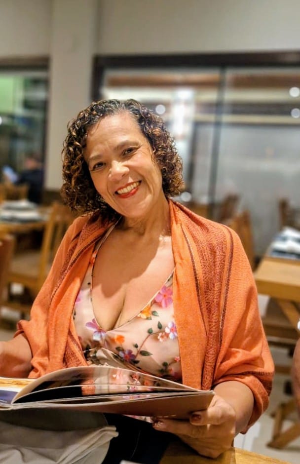 Descrição da foto:
                        
                        Fim da foto.